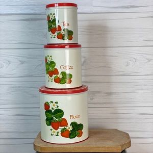 Vintage Kitchen - Vintage strawberry kitchen storage tins Vintage Kitchen - Vintage strawberry kitchen storage tins